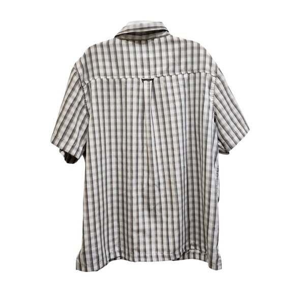 B.U.M. Equipment Mens XL Short Sleeve Button Up Shirt Gray Beige Plaid Polyester - Picture 4 of 9